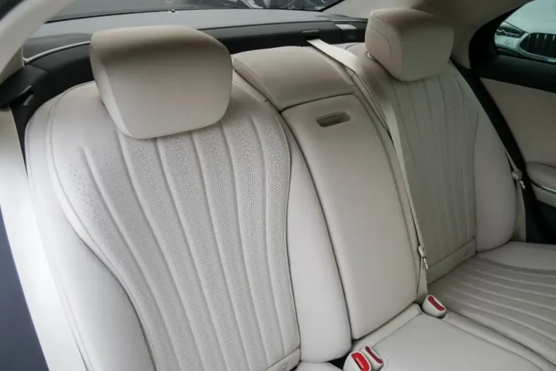 Mercedes-Benz S 580 din 2024 cu 14.959 km - oferta MER157614 - foto 4