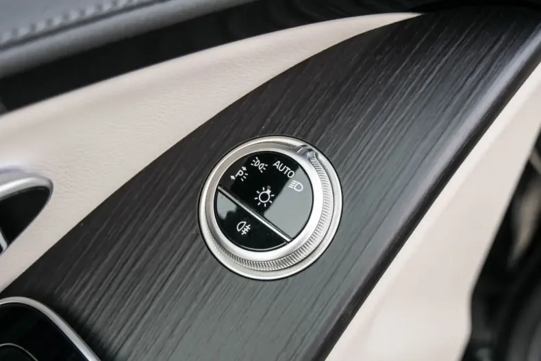 Mercedes-Benz S 580 din 2024 cu 14.959 km - oferta MER157614 - foto 12