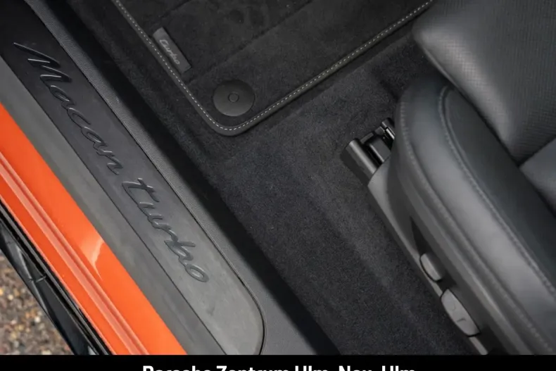 Porsche Macan din 2024 cu 1.350 km - oferta POR157617 - foto 20