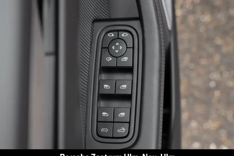 Porsche Macan din 2024 cu 1.350 km - oferta POR157617 - foto 21