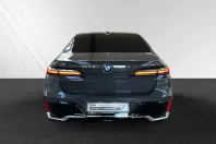 BMW i7 din 2024 cu 4.920 km - oferta BMW157621 - foto 5