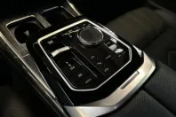 BMW i7 din 2024 cu 4.920 km - oferta BMW157621 - foto 9