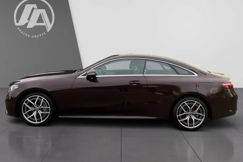 Mercedes-Benz E 200 din 2023 cu 14.941 km - oferta MER157625 - foto 4