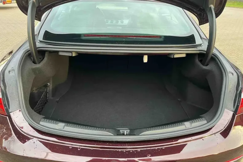 Mercedes-Benz E 200 din 2023 cu 14.941 km - oferta MER157625 - foto 6