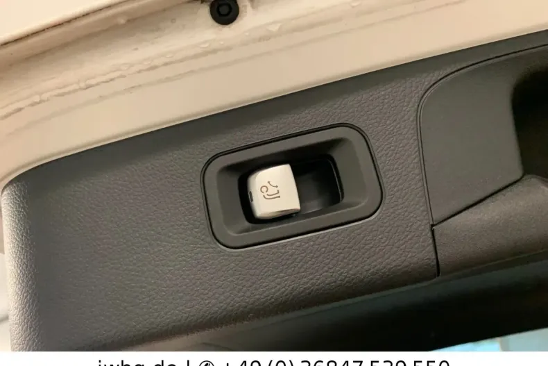 Mercedes-Benz GLC 220 din 2020 cu 96.000 km - oferta MER157626 - foto 18