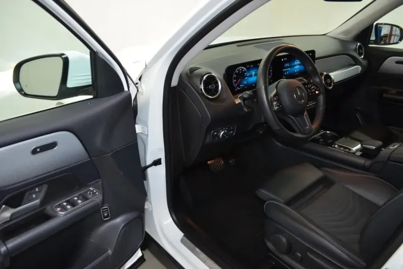 Mercedes-Benz GLB 220 din 2021 cu 106.000 km - oferta MER157632 - foto 7