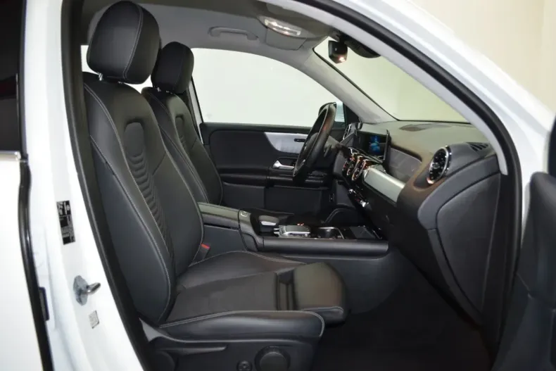 Mercedes-Benz GLB 220 din 2021 cu 106.000 km - oferta MER157632 - foto 14