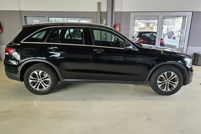 Mercedes-Benz GLC 220 din 2020 cu 100.000 km - oferta MER157634 - foto 5