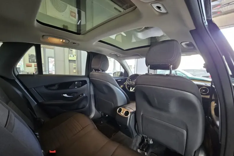 Mercedes-Benz GLC 220 din 2020 cu 100.000 km - oferta MER157634 - foto 12