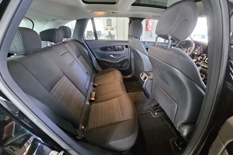 Mercedes-Benz GLC 220 din 2020 cu 100.000 km - oferta MER157634 - foto 15