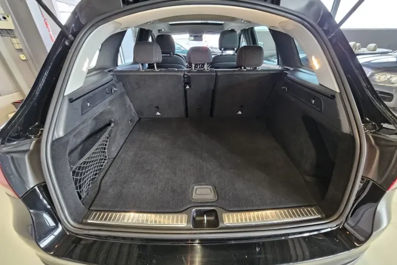 Mercedes-Benz GLC 220 din 2020 cu 100.000 km - oferta MER157634 - foto 21