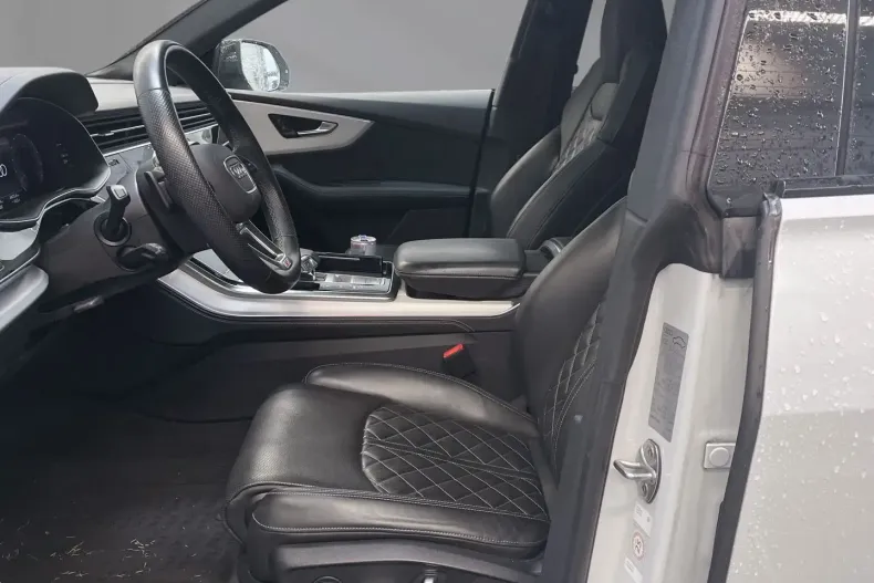 Audi Q8 din 2023 cu 41.954 km - oferta AUD157636 - foto 3