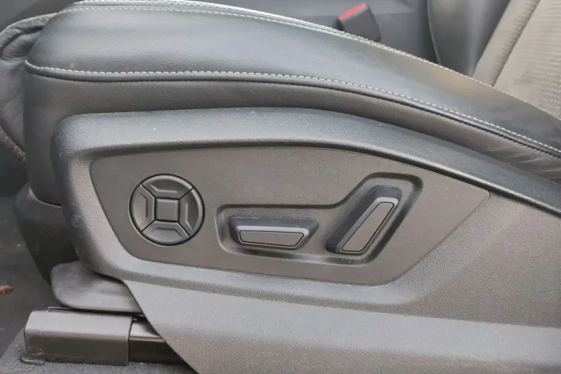 Audi Q8 din 2022 cu 48.351 km - oferta AUD157638 - foto 14