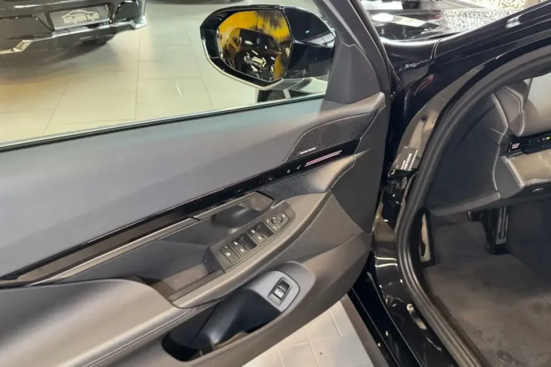 BMW 520 din 2024 cu 28.681 km - oferta BMW157639 - foto 18