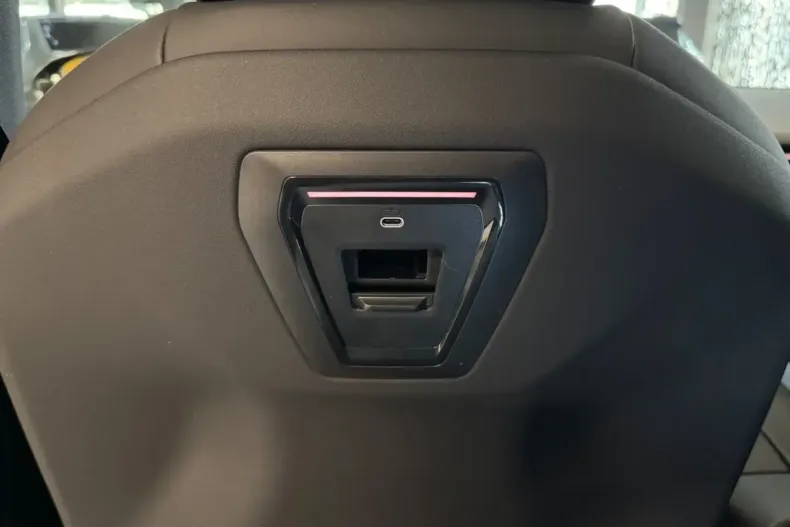 BMW 520 din 2024 cu 28.681 km - oferta BMW157639 - foto 30