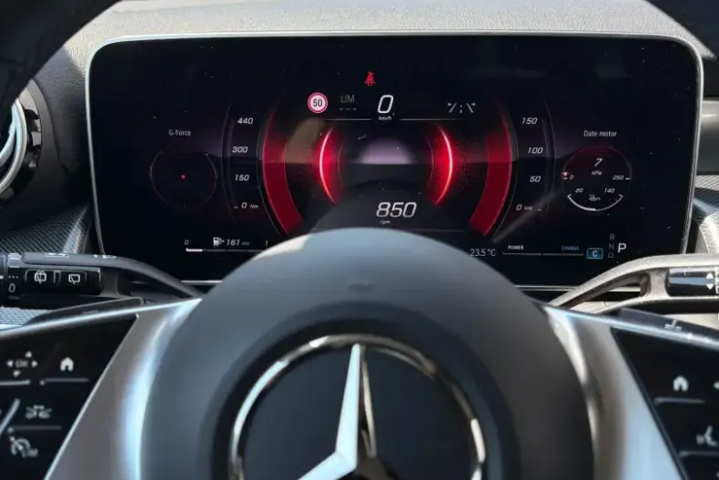 Mercedes-Benz GLC 220 din 2023 cu 24.500 km - oferta MER157644 - foto 6