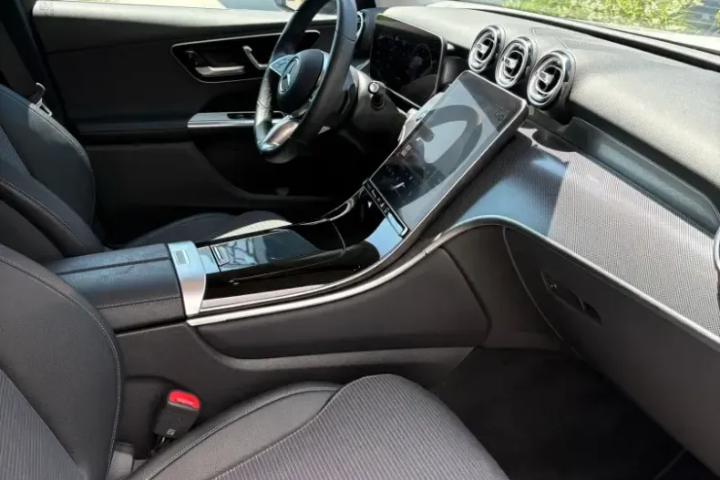 Mercedes-Benz GLC 220 din 2023 cu 24.500 km - oferta MER157644 - foto 9