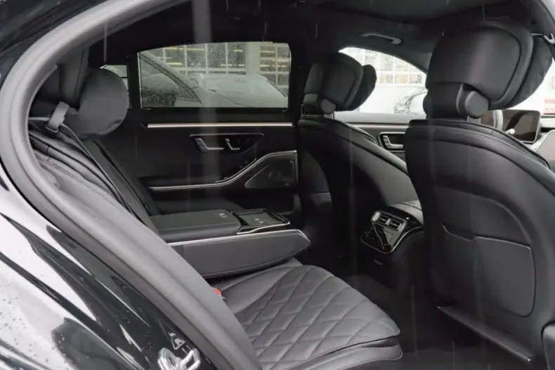 Mercedes-Benz S 350 din 2024 cu 8.560 km - oferta MER157646 - foto 8