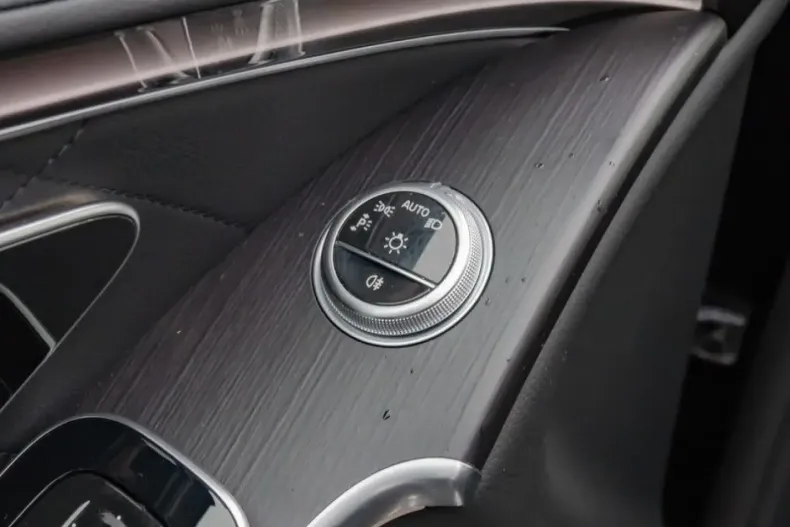 Mercedes-Benz S 350 din 2024 cu 8.560 km - oferta MER157646 - foto 11