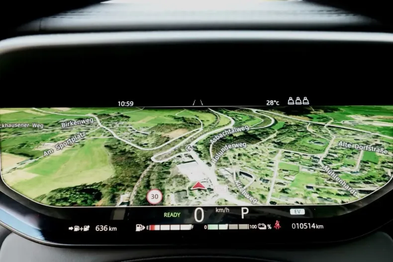 Land Rover Range Rover Sport din 2024 cu 12.900 km - oferta LAN157650 - foto 17