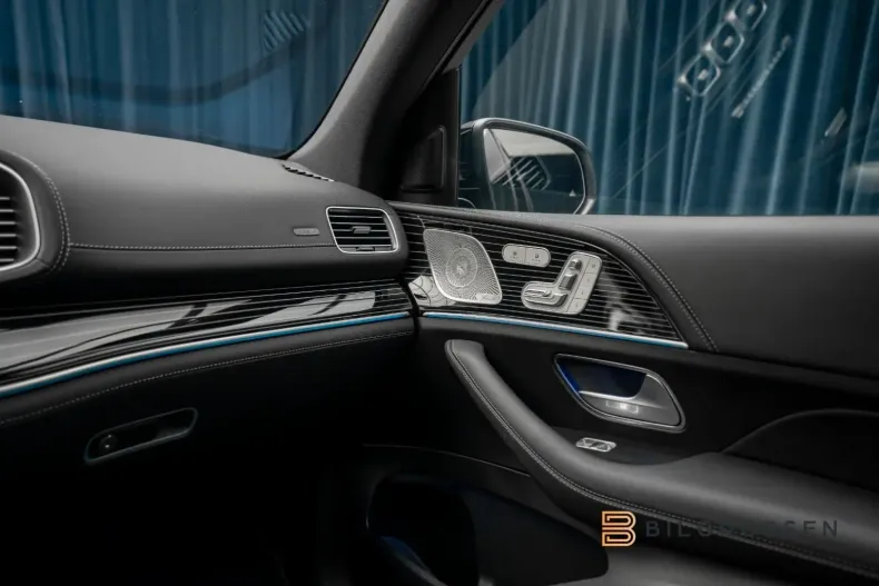 Mercedes-Benz GLE 53 AMG din 2024 cu 14.010 km - oferta MER157653 - foto 23
