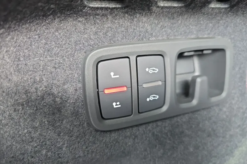 Audi RSQ8 din 2024 cu 14.569 km - oferta AUD157654 - foto 7