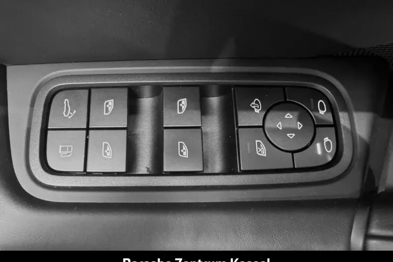 Porsche Cayenne din 2024 cu 8.999 km - oferta POR157655 - foto 25