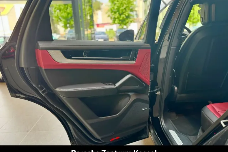 Porsche Cayenne din 2024 cu 8.999 km - oferta POR157655 - foto 29