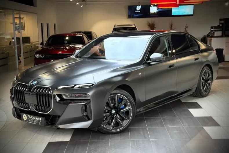 BMW i7 din 2024 cu 12.000 km - oferta BMW157656 - foto 1