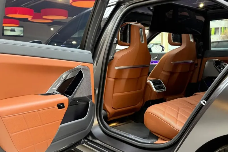 BMW i7 din 2024 cu 12.000 km - oferta BMW157656 - foto 27