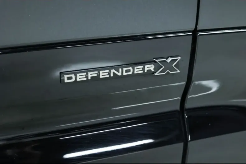 Land Rover Defender din 2024 cu 14.500 km - oferta LAN157658 - foto 26