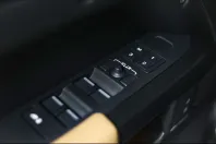 Land Rover Defender din 2024 cu 14.500 km - oferta LAN157658 - foto 28