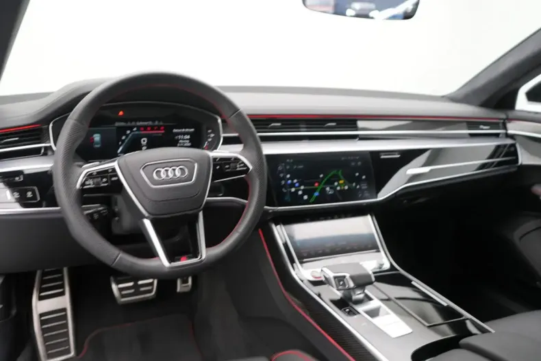 Audi S8 din 2024 cu 7.904 km - oferta AUD157659 - foto 6