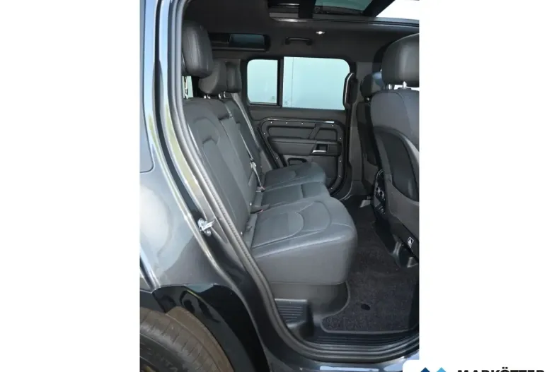 Land Rover Defender din 2024 cu 5.425 km - oferta LAN157664 - foto 7