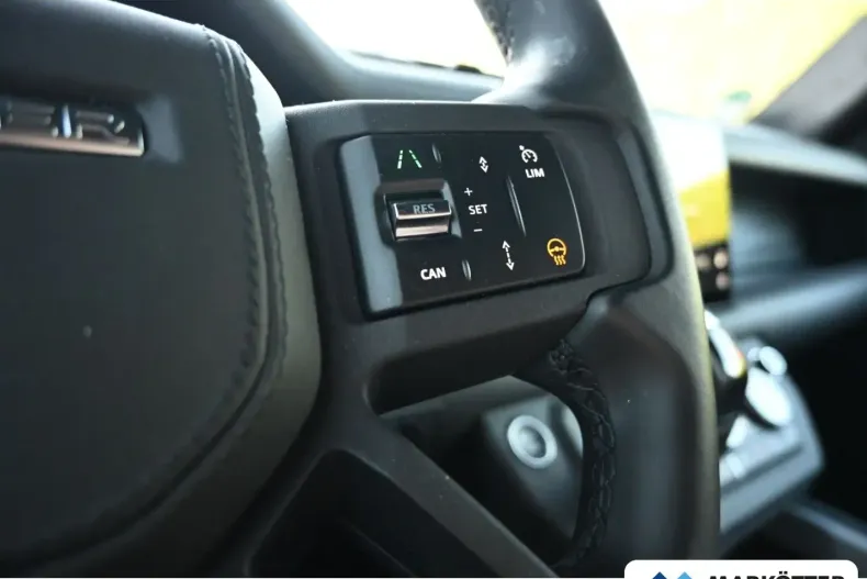 Land Rover Defender din 2024 cu 5.425 km - oferta LAN157664 - foto 12