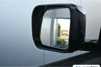 Land Rover Defender din 2024 cu 5.425 km - oferta LAN157664 - foto 13