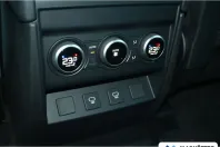 Land Rover Defender din 2024 cu 5.425 km - oferta LAN157664 - foto 42