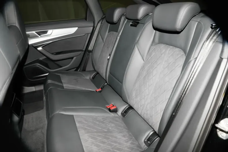 Audi RS6 din 2024 cu 13.950 km - oferta AUD157666 - foto 10