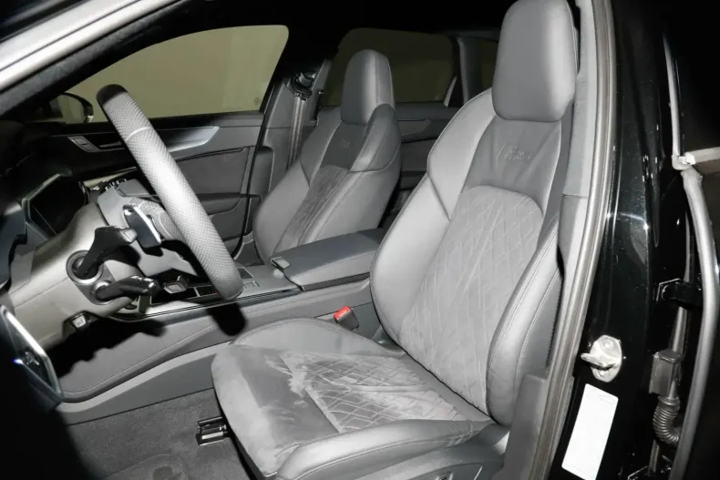 Audi RS6 din 2024 cu 13.950 km - oferta AUD157666 - foto 11