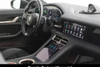 Porsche Taycan din 2024 cu 15.182 km - oferta POR157667 - foto 24