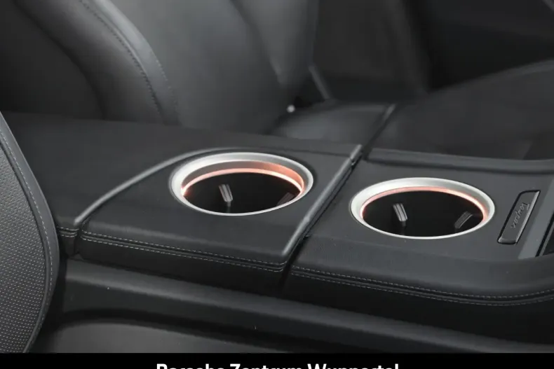 Porsche Taycan din 2024 cu 15.182 km - oferta POR157667 - foto 25