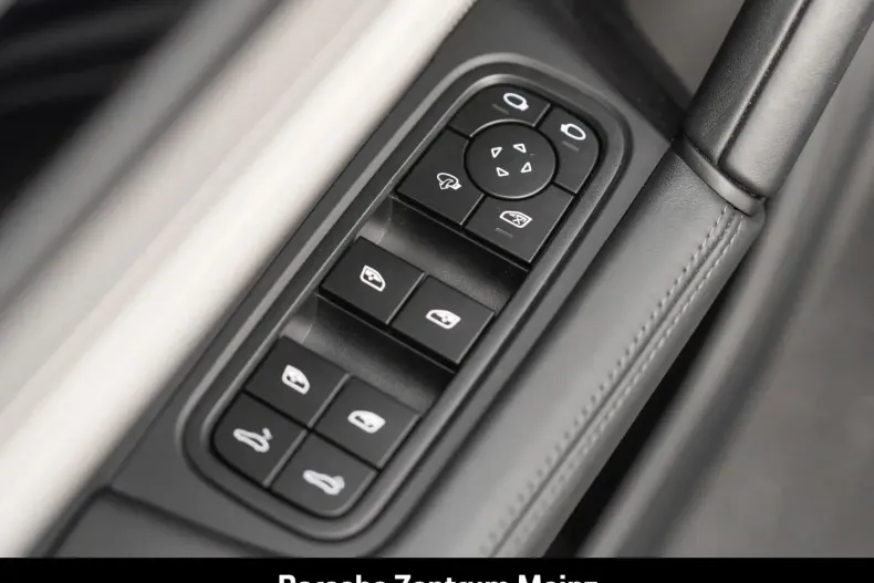 Porsche Cayenne din 2024 cu 12.268 km - oferta POR157668 - foto 30