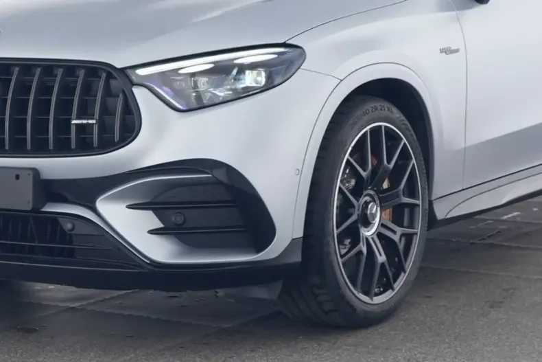 Mercedes-Benz GLC 63 AMG din 2024 cu 4.570 km - oferta MER157671 - foto 2