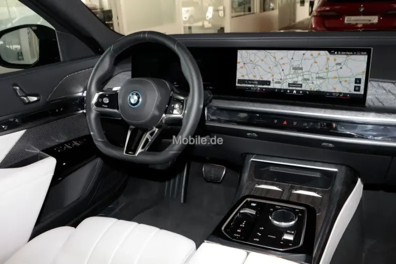 BMW i7 din 2024 cu 19.822 km - oferta BMW157673 - foto 7