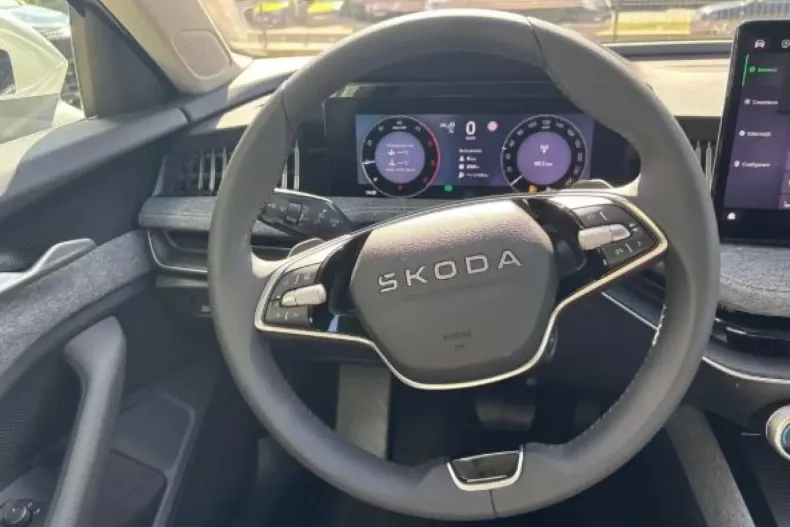 Skoda Superb din 2025 cu 5 km - oferta SKO157681 - foto 16