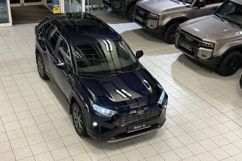 Toyota RAV4 din 2023 cu 25.229 km - oferta TOY157683 - foto 1