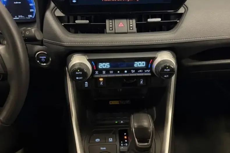 Toyota RAV4 din 2023 cu 25.229 km - oferta TOY157683 - foto 18