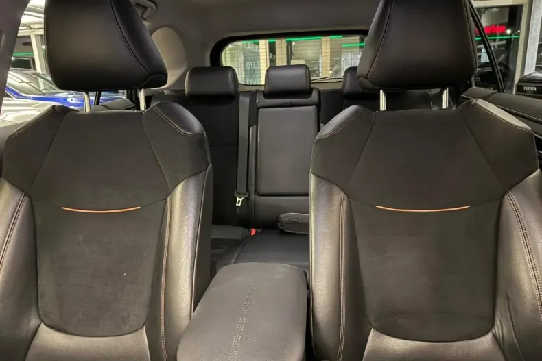 Toyota RAV4 din 2023 cu 25.229 km - oferta TOY157683 - foto 24