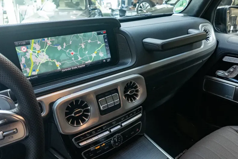 Mercedes-Benz G 63 AMG din 2024 cu 2.405 km - oferta MER157686 - foto 14