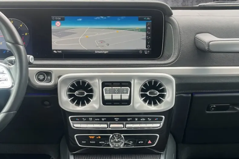 Mercedes-Benz G 400 din 2022 cu 6.200 km - oferta MER157692 - foto 12